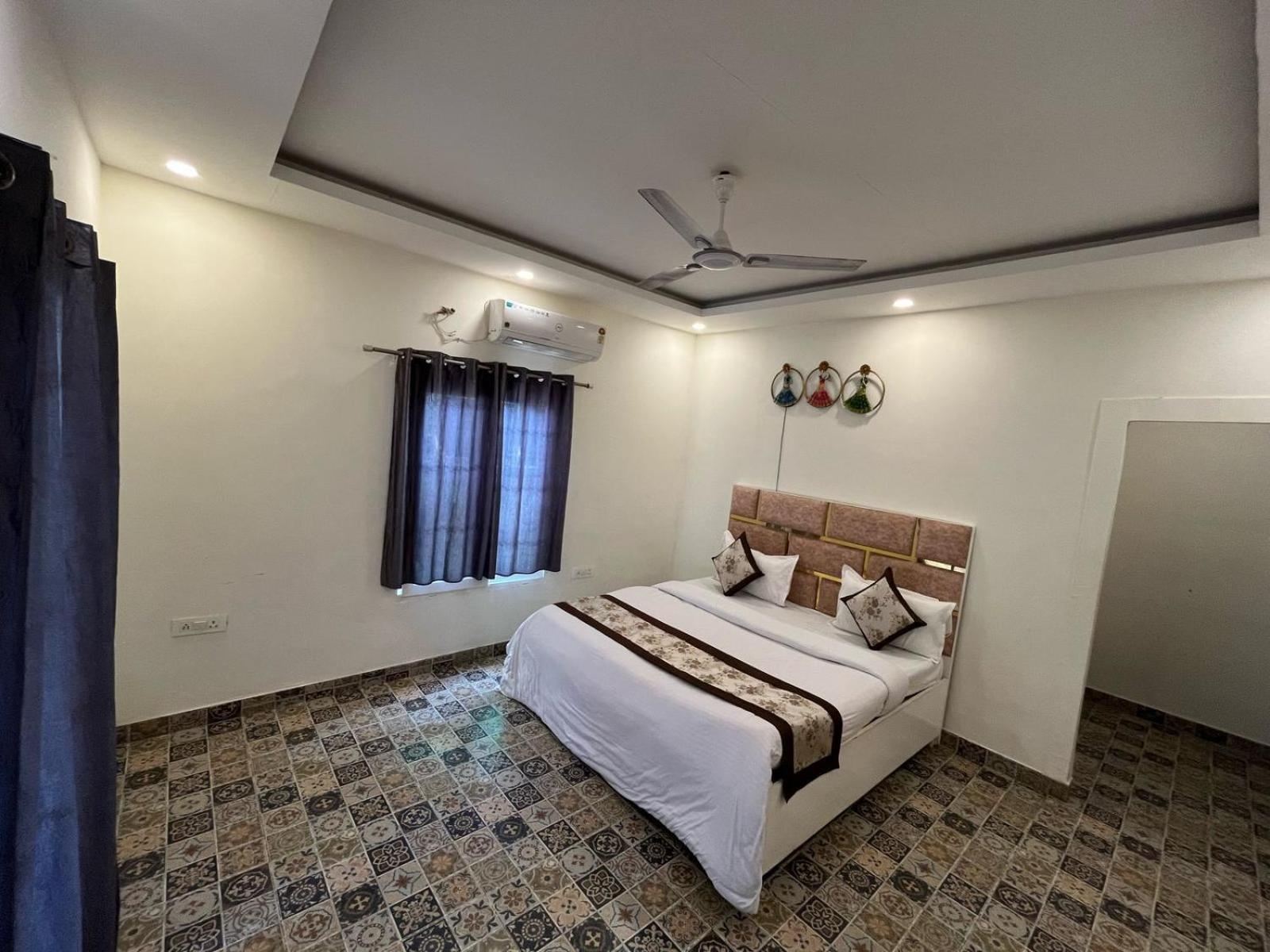 Vibein 71- 2Bhk Farm With Pool & Garden Sector 150 Noida Villa Greater Noida Exterior photo